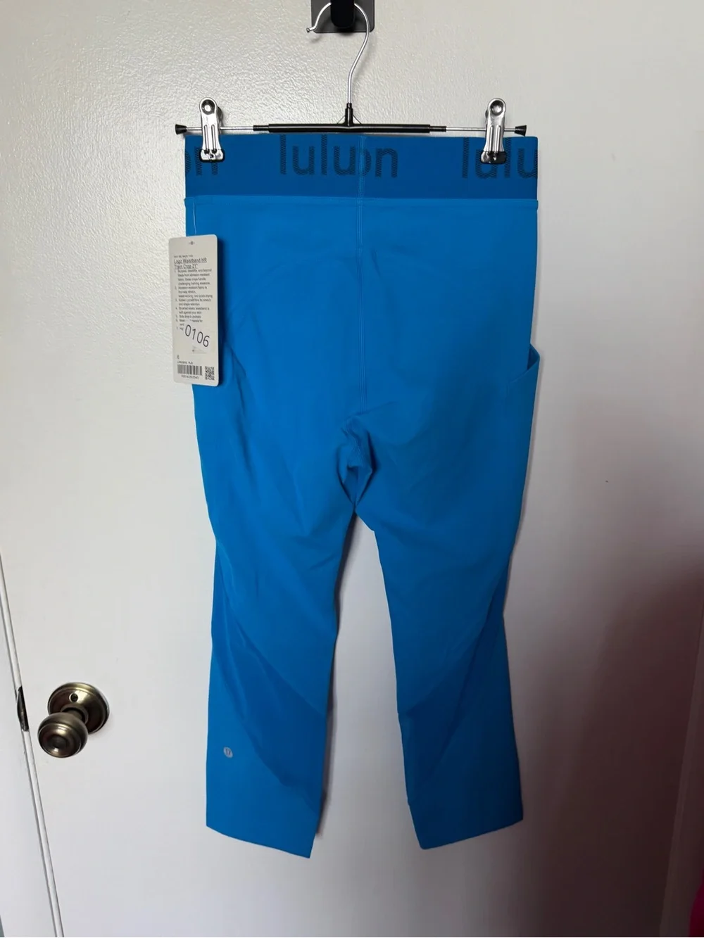 NWT Lululemon Logo Waistband High-Rise Training Crop 21